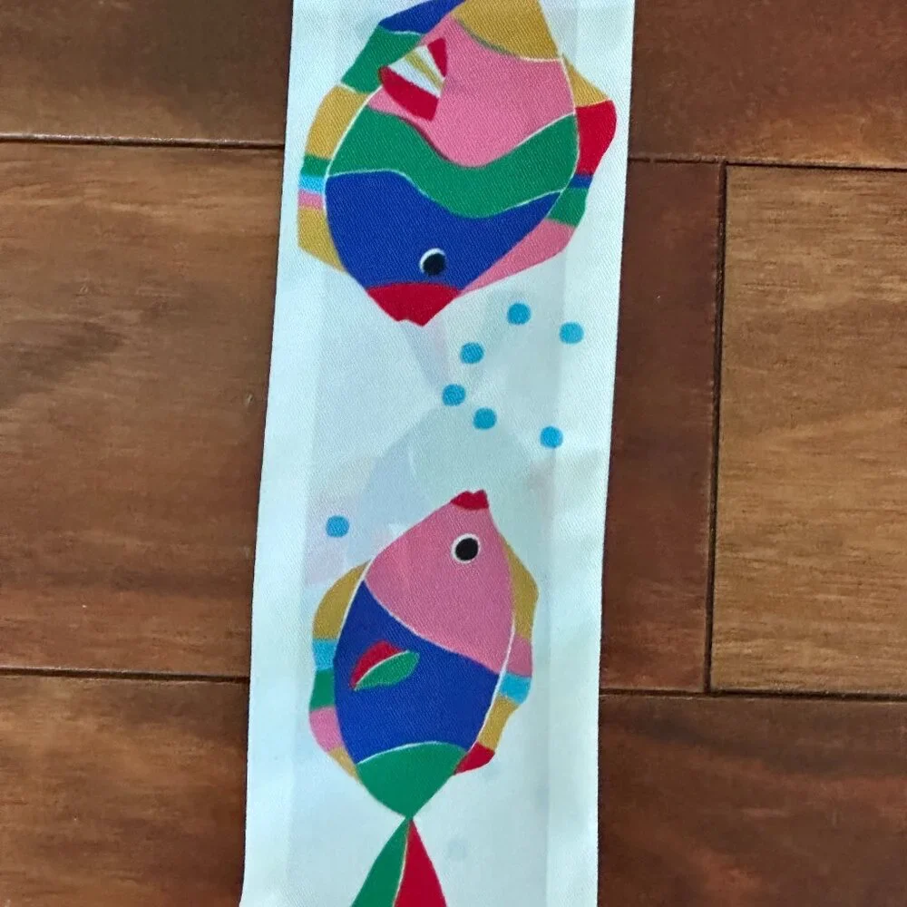 KATE SPADE RAINBOW FISH SILK SKINNY SCARF:NWT  RAINBOW FISH - Picture 9 of 11